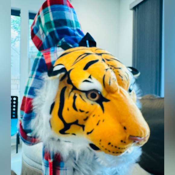 Tiger-head backpack